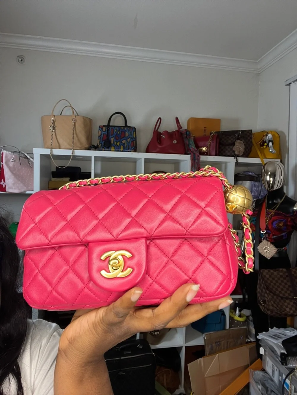 Chanel Mini Pearl Crush Quilted Lambskin flap Pink  bag - Picture 3 of 9